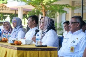 WARTA FOTO: Marlin Blusukan ke SMPN di Empat Kecamatan, Bantu Solusi soal PPDB