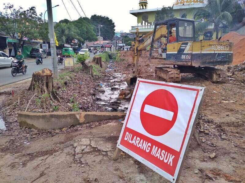 Jalan Bengkong, mulai Golden Prawn ke Masjid Istiqomah Mulai Digarap