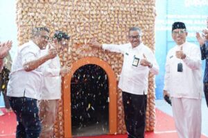 Edukasi Cinta Rupiah dan Replika Dapur Arang dari Luti Gendang Pecahkan Rekor Muri Dunia