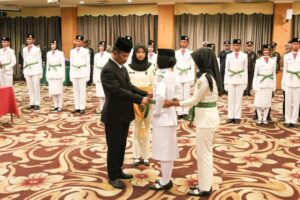 Kukuhkan Paskibraka Kota Batam 2023, HMR Amanatkan Disiplin dan Cinta Tanah Air