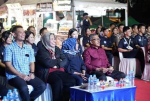 Marlin dan Jefridin Kagumi Kreativitas IPTI Majukan UMKM lewat Bazar Rainbow Run 2.0