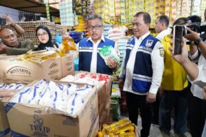 Tak Zaman Lagi ABS, Jefridin Blusukan ke Pasar dan Gudang Cek Sendiri Stok Bahan Pokok