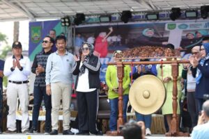 WARTA FOTO: Kompak dan Semarak, HMR dan Marlin Buka Jambore Kader PKK Kota Batam