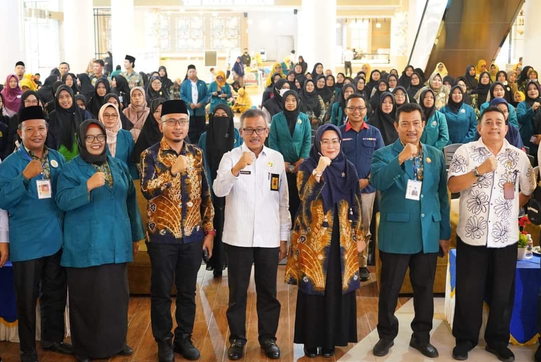 peran guru madrasah