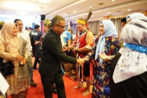 Jefridin Gandeng Keluarga Besar Kalbar, Bangun Batam Sebagai Kota Kosmopolitan