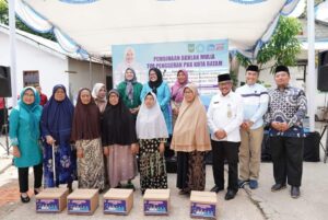 WARTA FOTO: Marlin & Jefridin Bina Akhlak Mulia di Tiga Kelurahan & Bantu Para Lansia