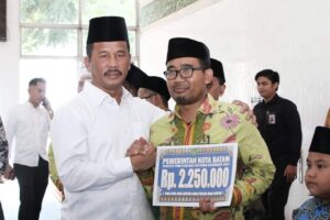 Bagi Insentif, HMR Minta Dukungan & Doa Imam & Ustaz agar Batam Kota Baru Terwujud