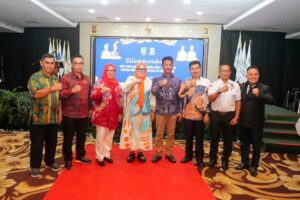 WARTA FOTO: Marlin Hadiri Pengukuhan Ikamba Batam, Sekda Bebel Minta Ini…