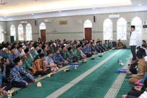 Bagikan Insentif, HMR undang Tokoh Agama Hadiri Malam Isra Mikraj Bersama Das’at Latif
