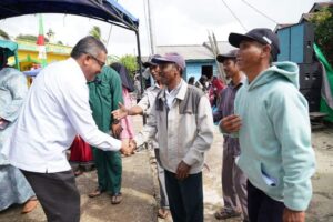 Bahagianya Warga Batulegong, Temoyong & Pantaigelam, Sampaikan Aspirasi ke Jefridin