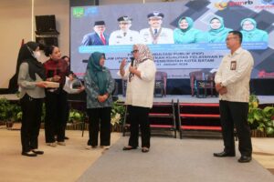 WARTA FOTO: Marlin Buka Forum Konsultasi Publik Tingkatkan Pelayanan Masyarakat