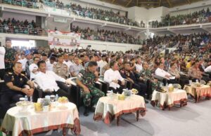 Dihadiri 12 Ribu Warga, HMR Dampingi Wakapolri Bakti Sosial & Kesehatan di Batam