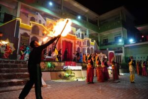 Momen Para Santri Ledakkan Kreativitas di Depan Jefridin di Ajang Art Show of Nurul Haq