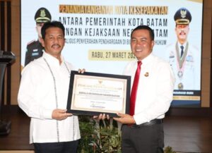 Clear & Clean Governance, Pemko & Kejari Batam Teken Kerja Sama Bidang Hukum