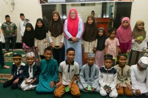 SAFARI RAMADAN: Demi Pendidikan Agama Anak, Marlin Tambah Bantuan Jadi Rp75 Juta