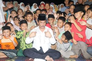 SAFARI RAMADAN: Akrabnya Perjumpaan HMR & Warga Seibeduk: Bahagia itu Sederhana
