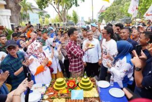 May Day, Jefridin Ungkap Keberpihakan Pemko Batam Naikkan Kelayakan Hidup Buruh