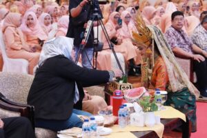 KATA FOTO: Halal Bihalal Dharma Wanita Persatuan Kota Batam: Ibu-ibu yang Luar Biasa