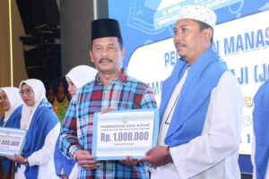 Tak Lupa Beri Sangu, HMR & Marlin Ingatkan JCH Kompak Jalani Ibadah Haji di Tanah Suci