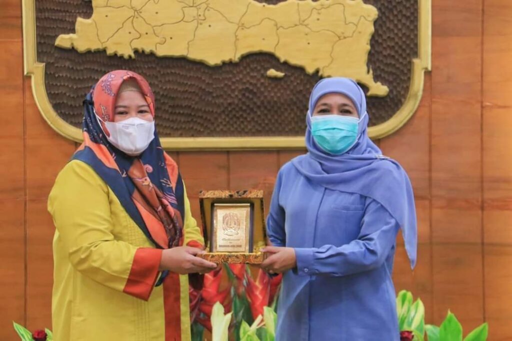 Besok, Khofifah Lantik Marlin Sebagai Ketua PW Muslimat NU Kepri di Harmoni One