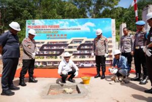 Jefridin Letakkan Batu Pertama Rusun Polresta Barelang Hibah dari Pemko Batam