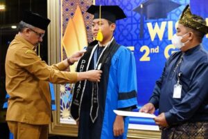 Wisuda Kemilau Islamic Boarding School, Jefridin: Santri Harus Berpendidikan Tinggi