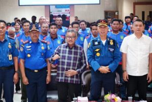 Gagah & Berani, Jefridin Kukuhkan 240 Relawan Pemadam Kebakaran Kota Batam