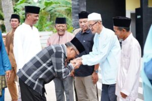 Budaya Menghormati yang Lebih Sepuh Jadi Fondasi Adab Jefridin dalam Bermasyarakat
