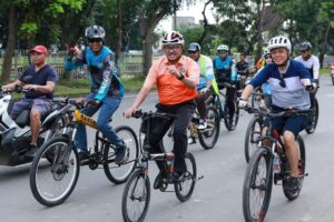 Jefridin Pimpin “Kavaleri Gowes” Bersama Keluarga Besar Perusahaan Jepang di Batam