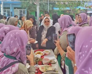 KATA FOTO: Marlin Tumbuhkan Kreativitas Ibu-ibu dalam Mengolah Hasil Perikanan