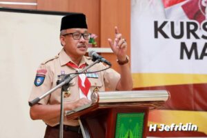 Kak Jefridin Tularkan Sikap Kreatif, Disiplin, & Bertanggung Jawab pada Pembina Pramuka