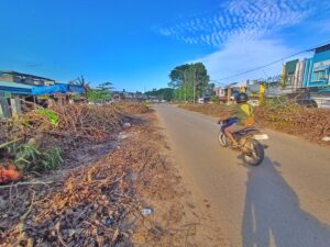 KATA FOTO: Pematangan Lahan untuk Pelebaran Jalan di Cikitsu Hampir Selesai