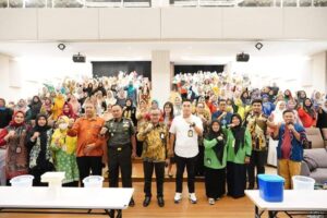 Jefridin Gerakkan Masyarakat Sekupang Hidup Sehat, dengan Pilah Sampah dari Rumah