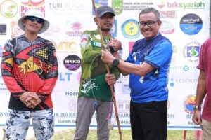 Jaga Tradisi, Perkuat Silaturahmi, Jefridin Buka Festival Mancing Ngarong di Sambau