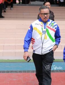 Hadiri Pembukaan Popda IX Kepri di Kota Batam, Jaket “Anak Muda” Jefridin Bikin Salfok