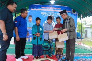 Jefridin Beri Semangat Hidup Anak-anak Peserta Khitanan Massal LPM Tanjunguncang
