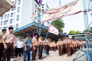 Motivasi Kak Jefridin Iring Langkah Anggota Kwarran Batuampar Taklukkan Halang Rintang