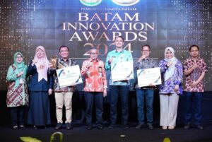 Bapenda, UPT Seilekop, & SMPN 12, Juara Pertama Batam Innovation Award Tahun 2024