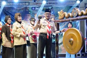 Gong..! Kak Jefridin Buka Pentas Seni Pramuka Penegak Pandega Terbesar di Batam