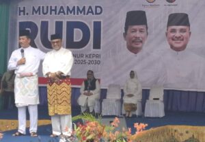 Damainya Melihat Keakraban HMR-Rafiq, dari Berbalas Canda hingga Saling Rangkul