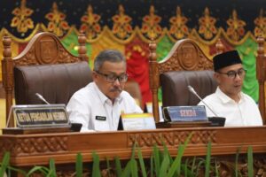 Pemko Batam Beri Tanggapan Pandangan Umum Fraksi-fraksi atas Ranperda APBD 2025