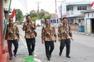 Pemimpin Hebat Peduli Rakyat: Peserta PKN Pemko Batam Santuni Lansia Belakangpadang