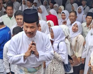 KATA FOTO: Ribuan Orang Padati Zikir & Doa Bersama Pasangan HMR – Aunur Rafiq
