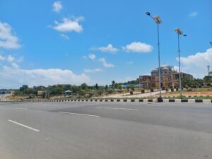 HMR Bikin Jalan Nongsa Lebar & Terang, Netizen Sebut Bagai Jalan Ibu Kota Nusantara