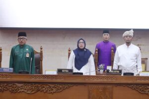 Sekda Rapat Perdana dengan DPRD Batam, dengan Agenda Pembentukan Pansus & Tatib