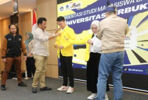 HMR Beri Orientasi Studi Mahasiswa Baru UT Batam agar Berani Jadi Wirausahawan