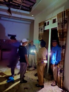HMR Gerak Cepat Kerahkan OPD, Camat & Lurah, Bantu Warga Terdampak Badai Kammuri