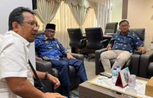 Jefridin Puji Kreativitas Panitia Gowes Bulan Bahasa, Padukan Budaya Pantun & Kesehatan