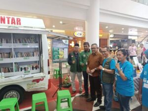 Majukan Daerah dengan Membaca, Jefridin Semangat Buka Festival Batam Membaca