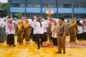 Marlin Rudi Nyalakan Semangat Pantang Menyerah Para Siswa SMA Negeri 14 Batam